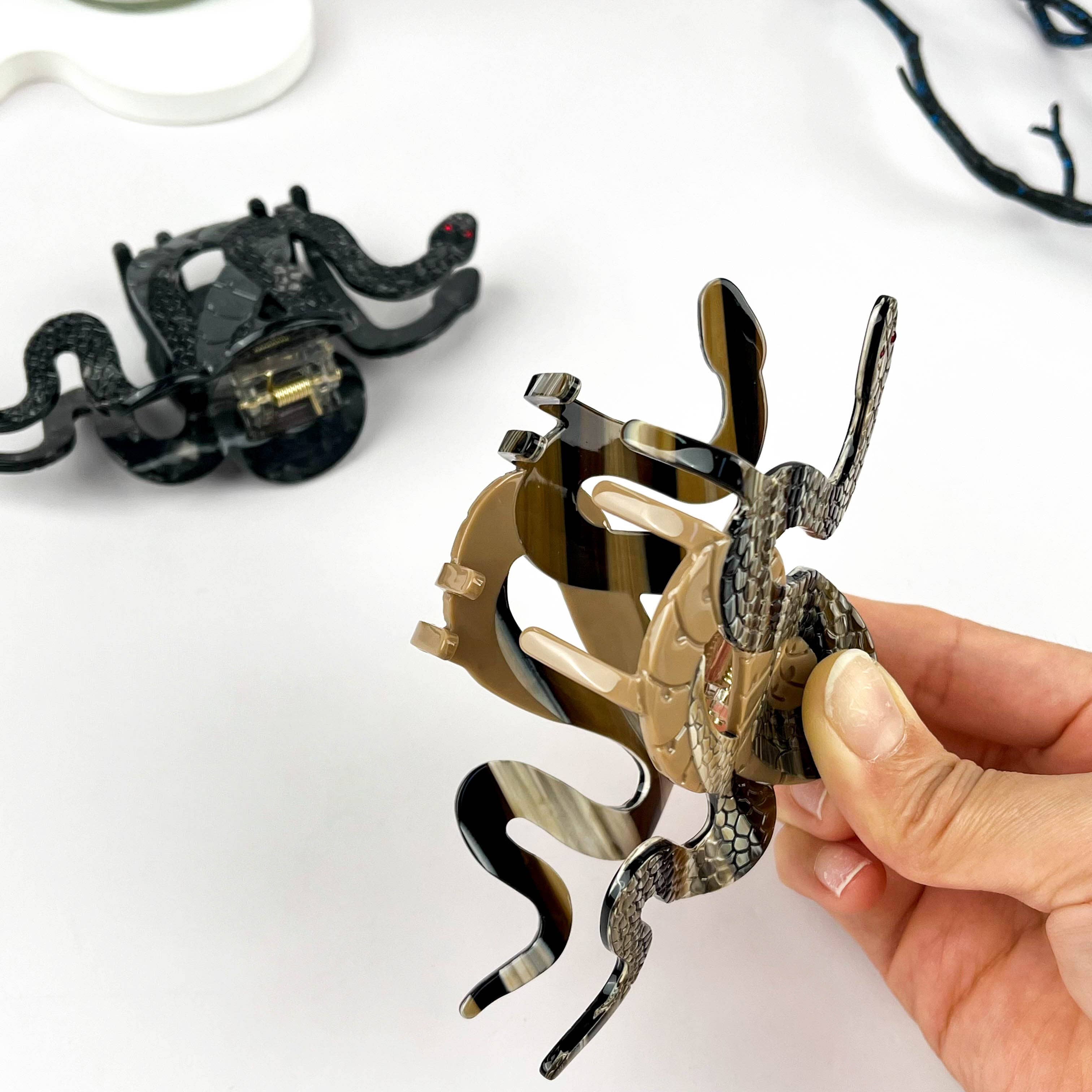 Snake Hair Claw Clip