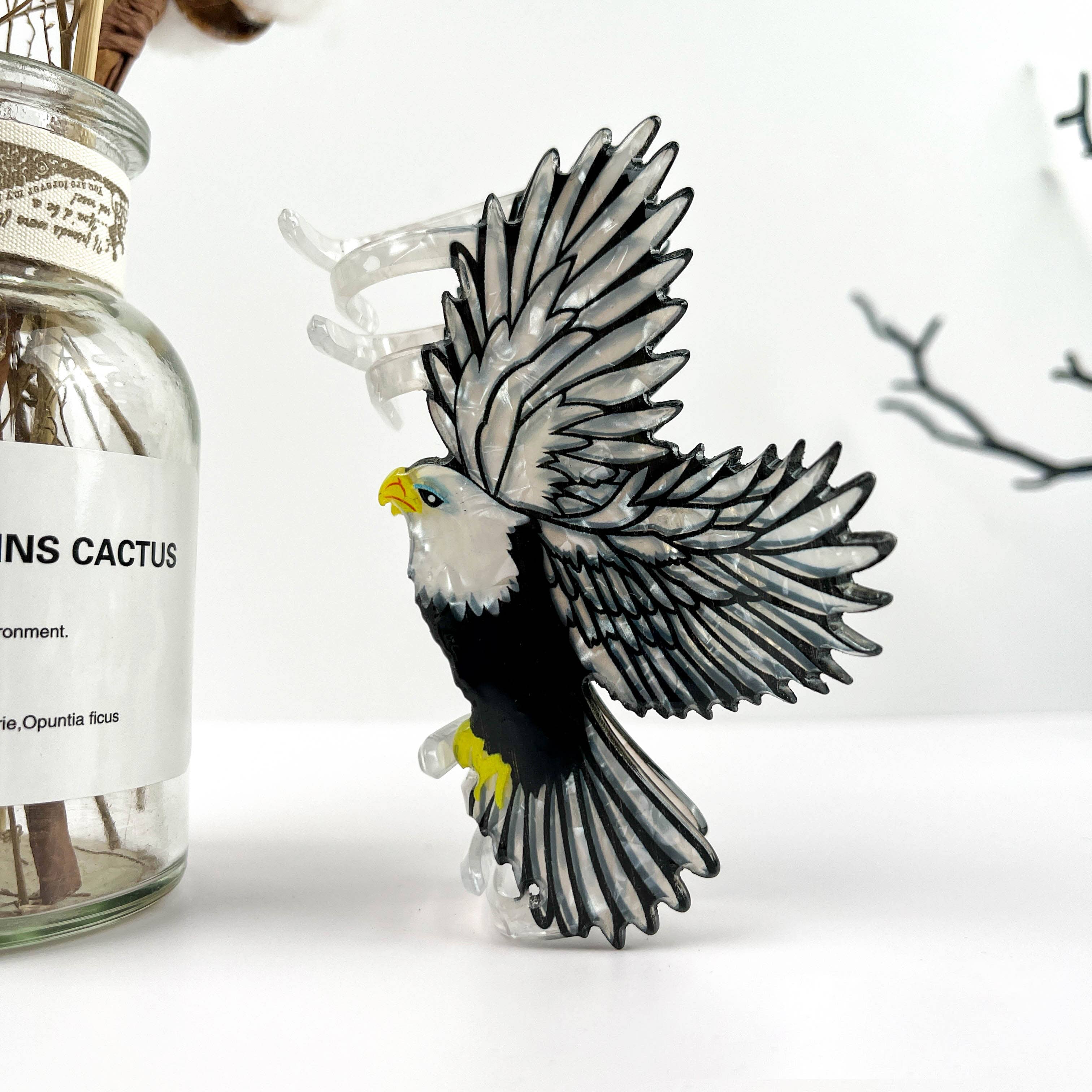 Eagle Animal Hair Claw Clip: Black